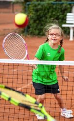 Kein Ferienprogramm – aber kostenloses Tennis spielen in Nordrach