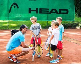 Kostenloses Kinder-Tennistraining für Anfänger