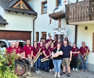 Prinzbacher Musikerstorch landet in Oberharmersbach