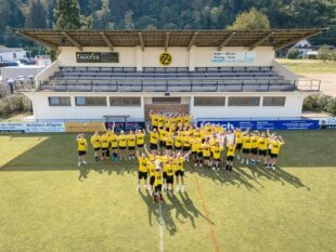 Spaß und Spielfreude in Schwarz-Gelb im Badwaldstadion