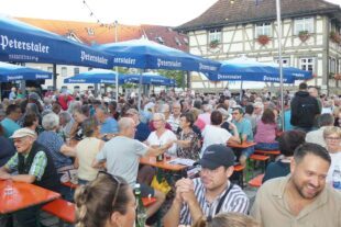 Juckende Tanzbeine und klatschende Hände im Herzen Biberachs