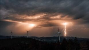 „Gewitternacht am Brandenkopf“ gewinnt Ortenauer Fotowett bewerb