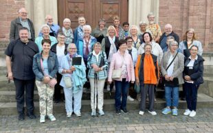 Zeller Kirchenchor singt für alten Freund