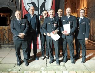 Jubiläum ehrt die Geschichte und den Einsatz der Feuerwehr Unterharmersbach