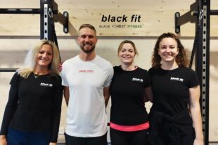 Gesundheits- und Fitnessstudio „black fit“ feiert Neueröffnung