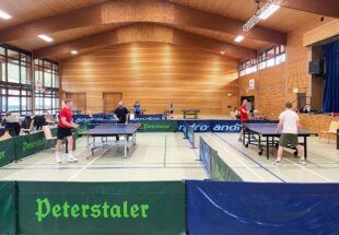 Klik-Klak-Klub triumphiert bei den Tischtennis-Dorfmeisterschaften