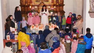 Kindergarten Wirbelwind bringt St. Martin zum Leuchten