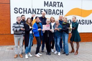 Finanzspritze für den Förderverein des Marta-Schanzenbach-Gymnasiums